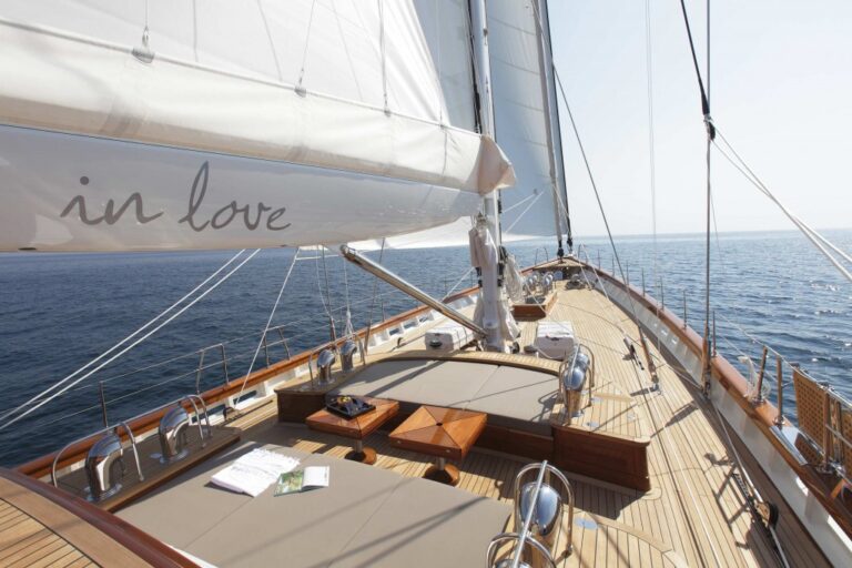 Su Marine superyacht In Love