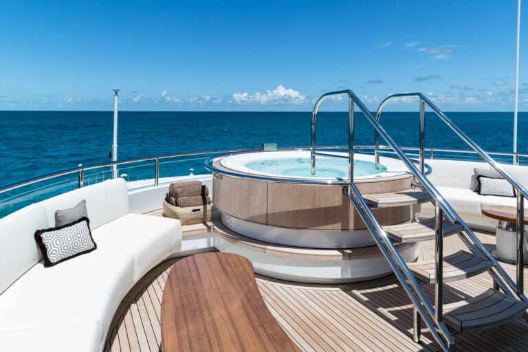 Sun Deck Jacuzzi Bath