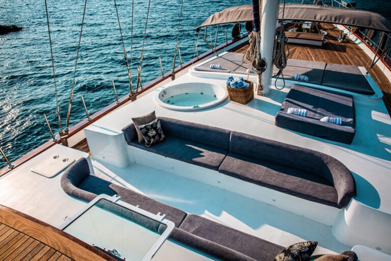 Sunbathing Space With Jacuzzi