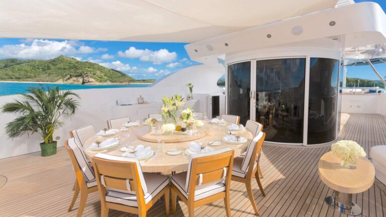 Sundeck Dining