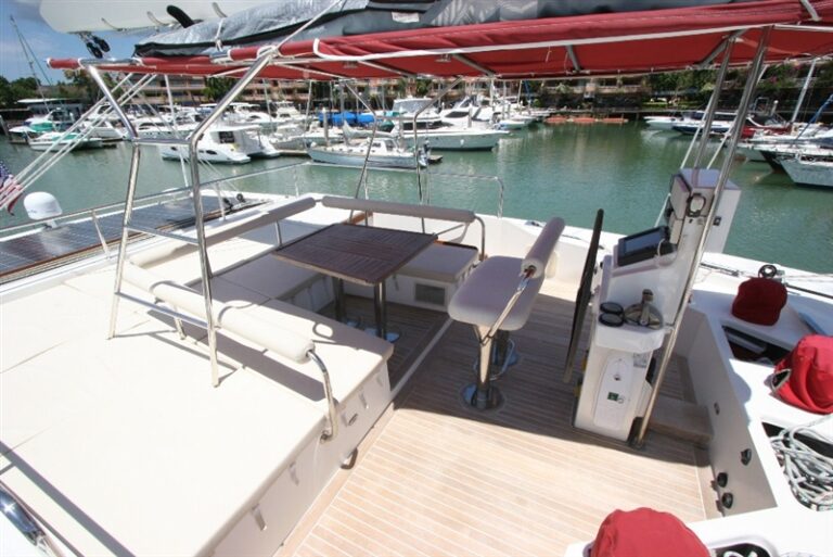 Sunreef 62 BLAZE II  -  Flybridge