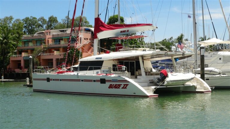 Sunreef 62 BLAZE II  -  In Port