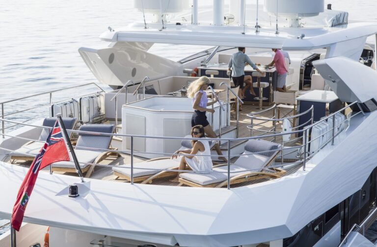 Sunseeker 116 - Aft Deck Detail