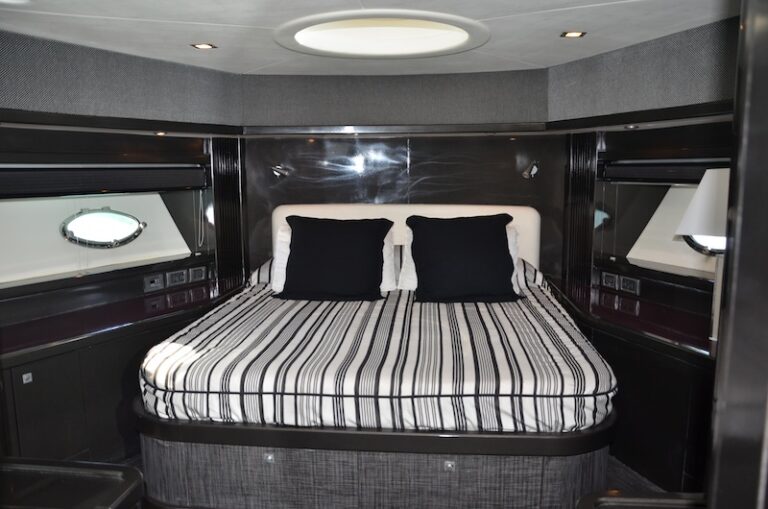 Sunseeker GEORGIA -  VIP Cabin
