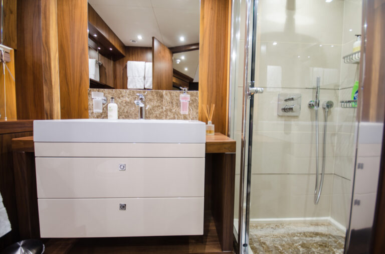 Sunseeker OASIS - VIP ensuite
