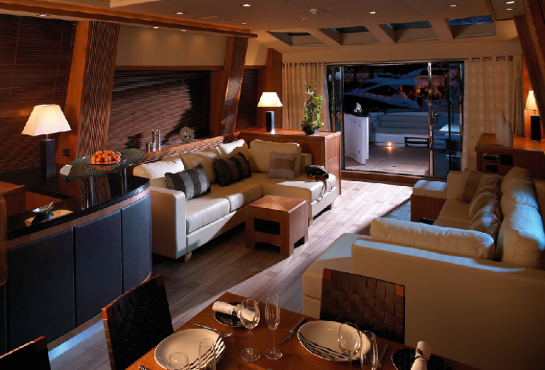 Sunseeker Predator 108 Main Salon