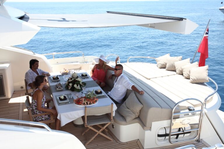 Sunseeker Predator 84 ALVIUM - Aft Deck