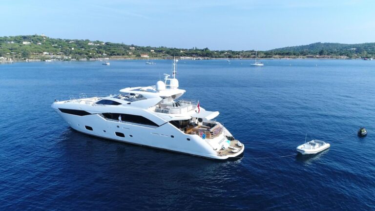 Sunseeker Motor Yacht MAORO - Aerial View