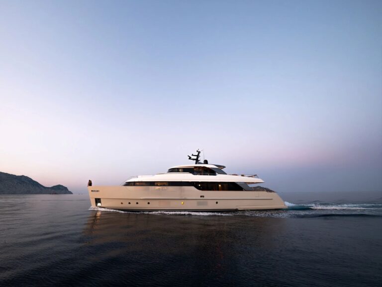 Superyacht ADELA