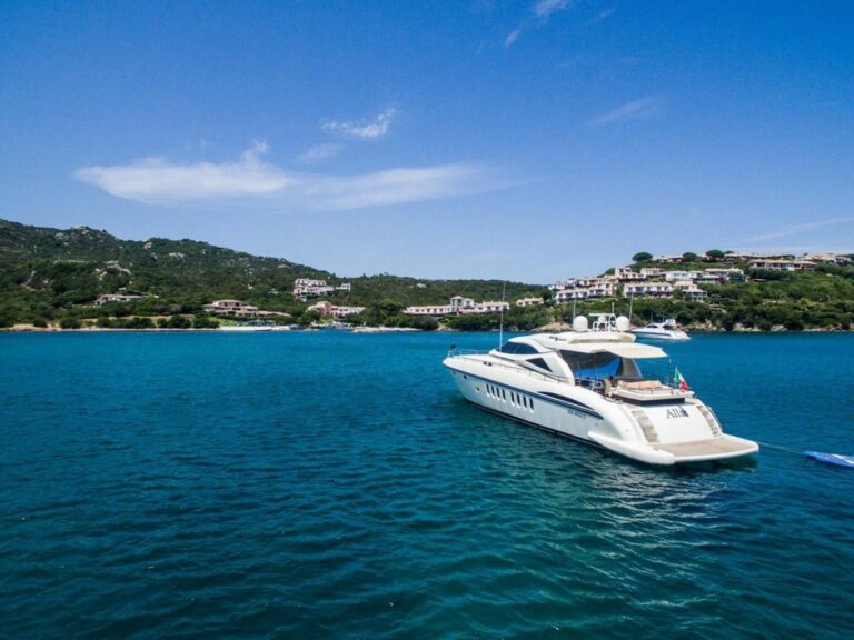 Superyacht ALLIE