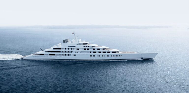 Superyacht AZZAM by Lurssen - side view