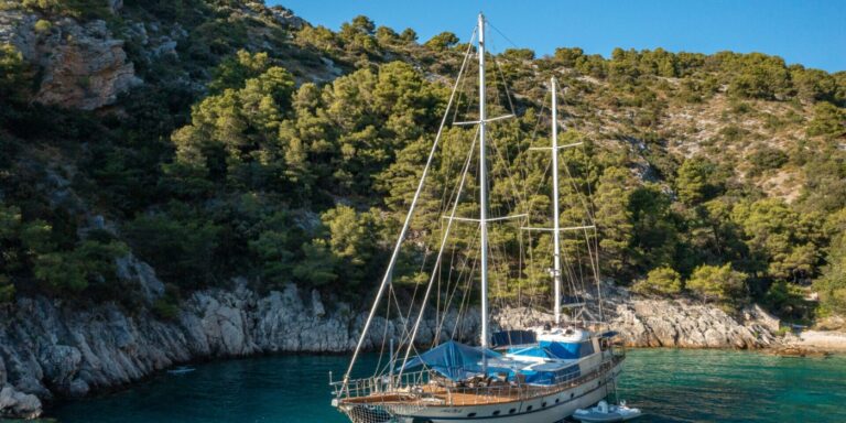 Superyacht ALBA
