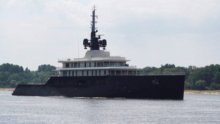 Superyacht CELERIUS On Sea Trials