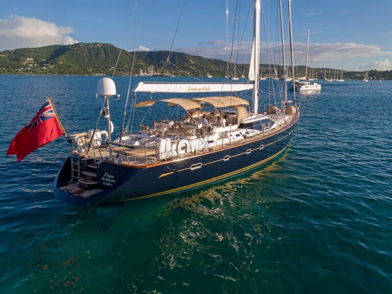 Superyacht Dama de Noche