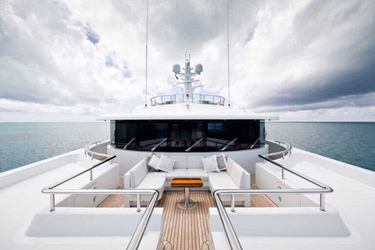 Superyacht ELYSIAN - Foredeck