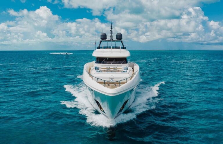 Superyacht EROS