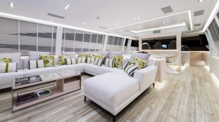 Superyacht Ecrider - Saloon
