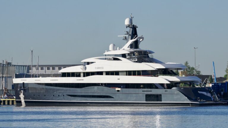 Superyacht Elandess