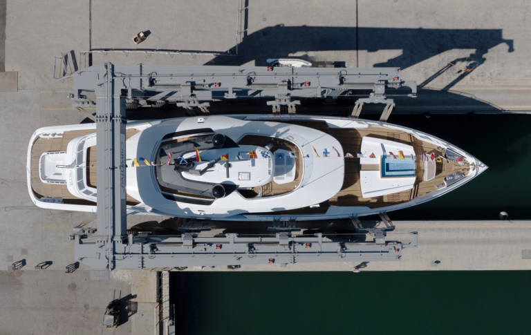 Superyacht FRETTE