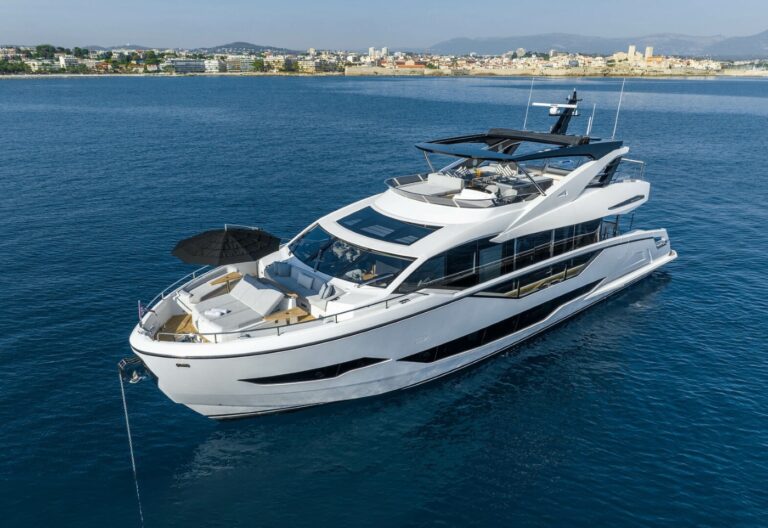 Superyacht GLASAX