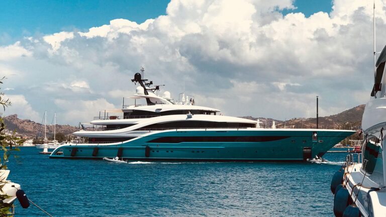 Superyacht GO - Turquoise Yachts