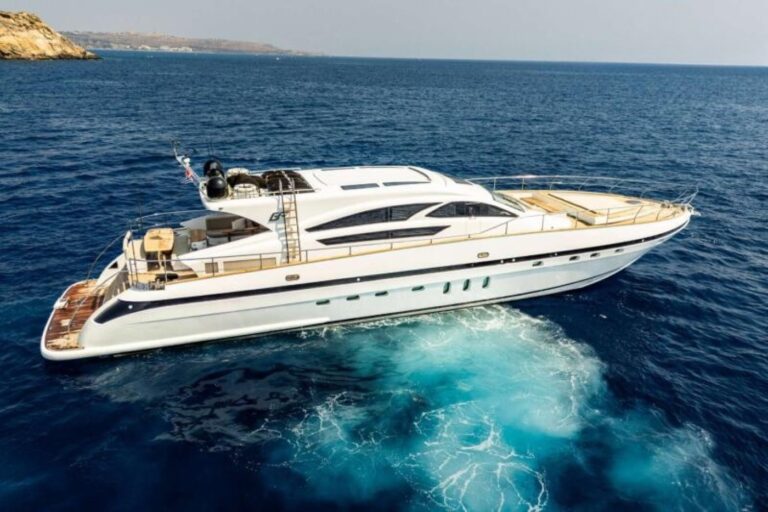 Superyacht GOLDFINGER