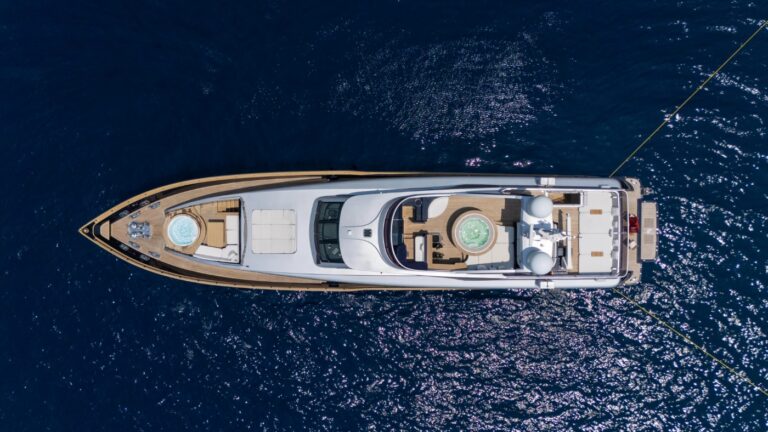 Superyacht HARUN
