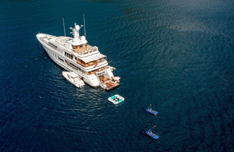 Superyacht Harle