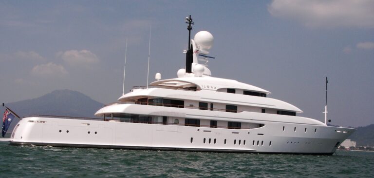 Superyacht ILONA at anchor