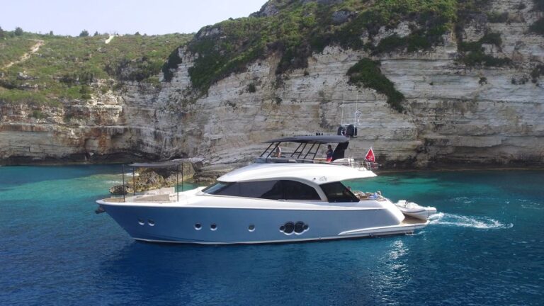 Superyacht IT'S MAGIC