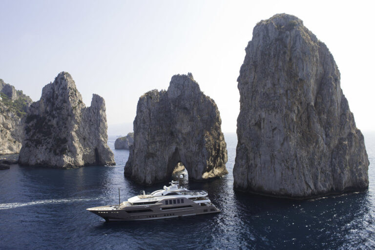Superyacht J'Ade In Capri