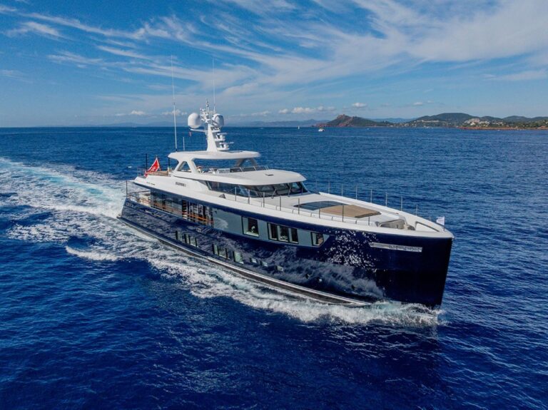 Superyacht JOSEPHINE I