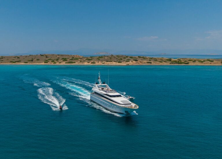 Superyacht KALIMERA