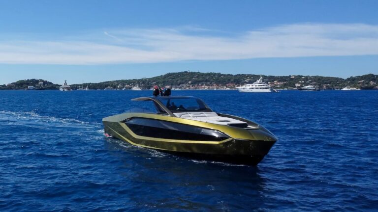 Superyacht KIKI