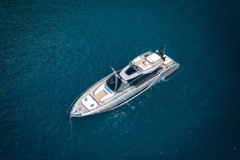Superyacht LADY DB