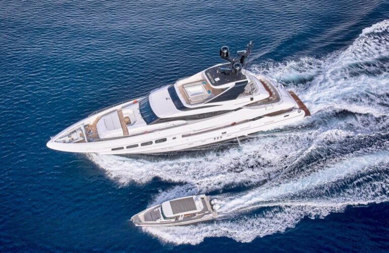 Superyacht MAESTRO