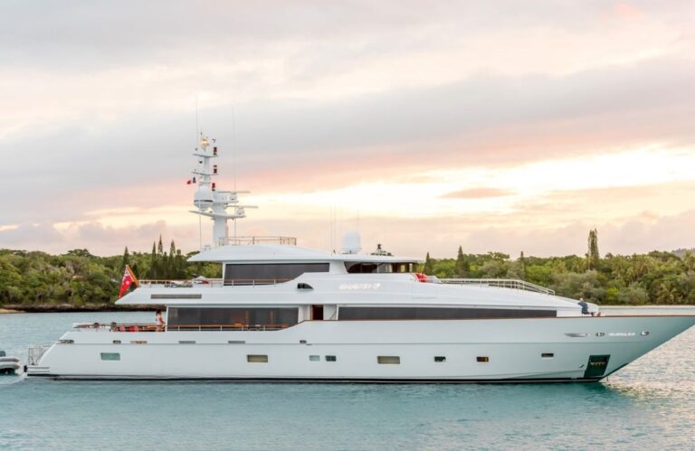 Superyacht MASTEKA 2