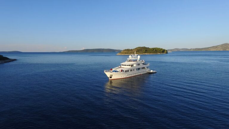 Superyacht METSUYAN IV