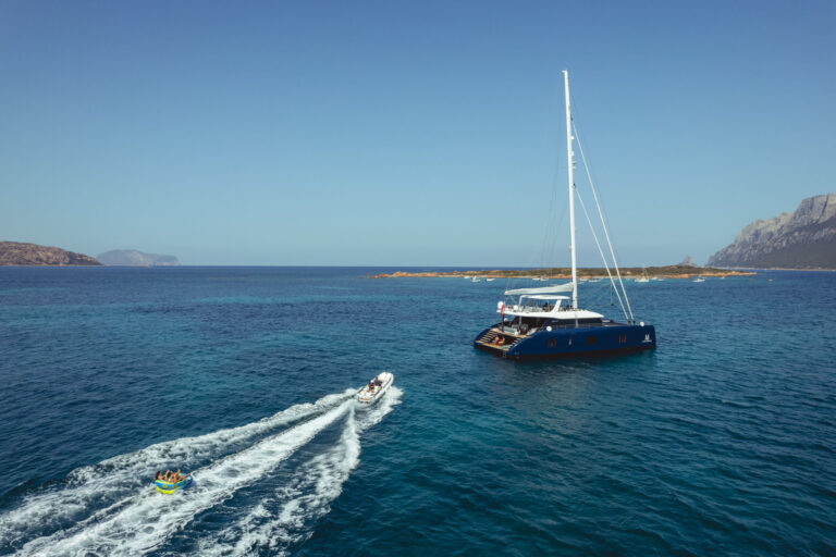 Superyacht MISCHIEVOUS