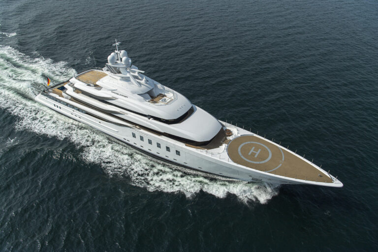 Superyacht Madsummer - Aerial View