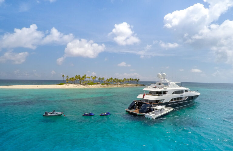 Superyacht REBEL - Water toys