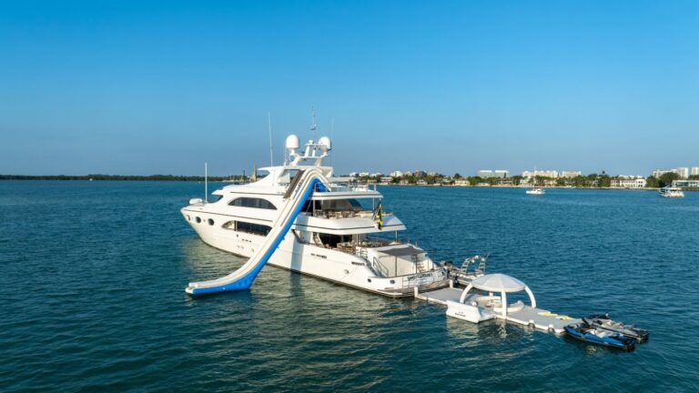 Superyacht TRANQUILITY