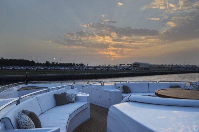 Superyacht UAQ 1 - bow seating area
