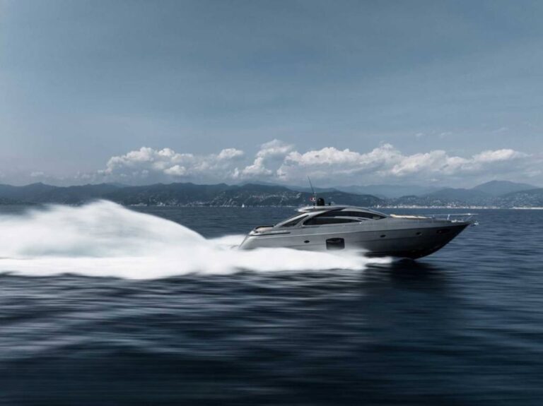 Superyacht VELES