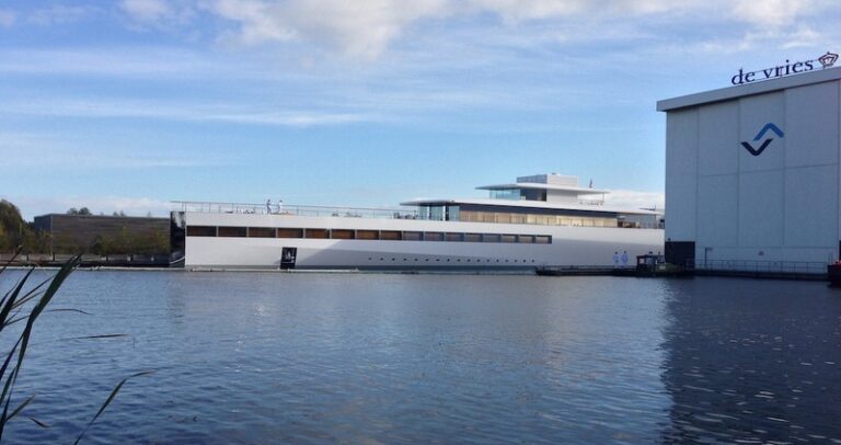 Superyacht VENUS Photo courtesy of OneMoreThing.nl 001