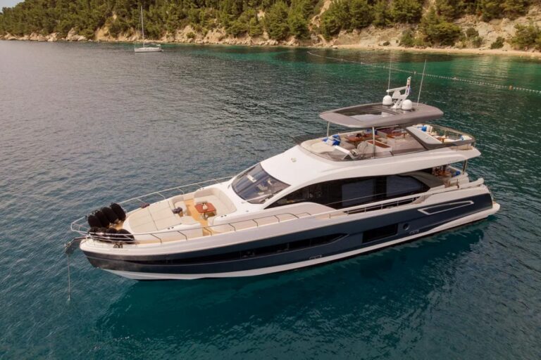 Superyacht Viva