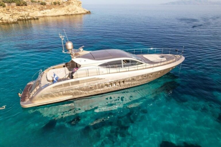 Superyacht ZEUS
