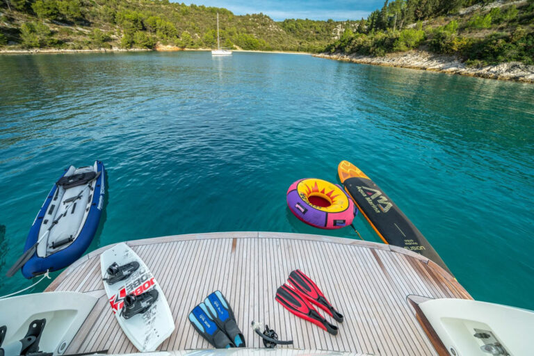 Swim Platform With Toys