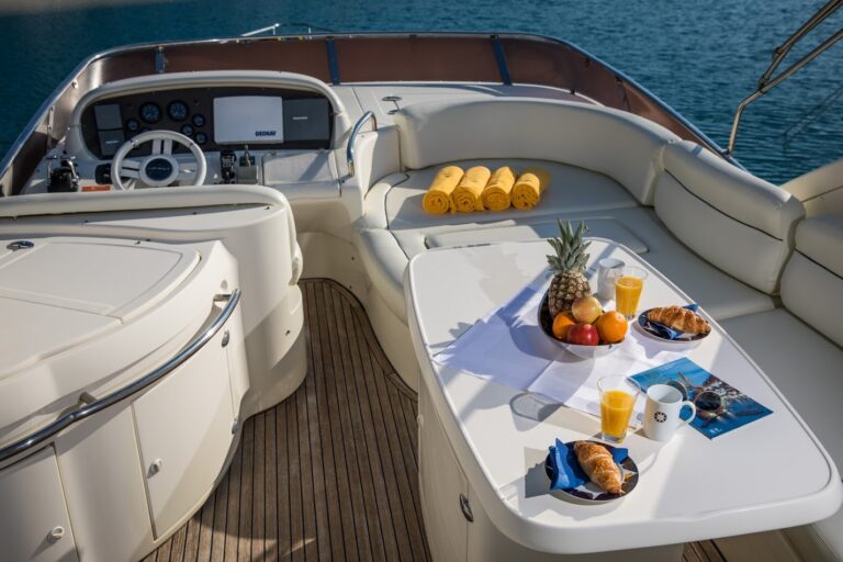 TAMARA L - Upper deck dining