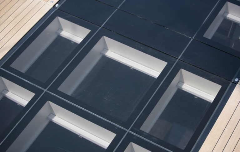 TANGO - Dech Skylight